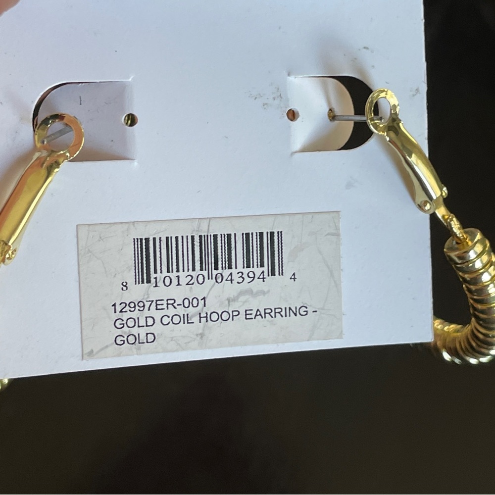 GOLD COIL HOOP EARRING by Jules Smith, NWT. - Picture 14 of 15